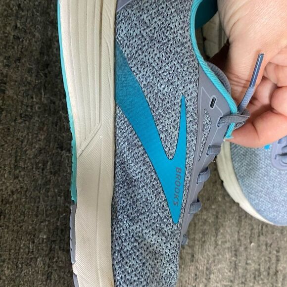 Brooks Running shoes - Picture 5 of 11